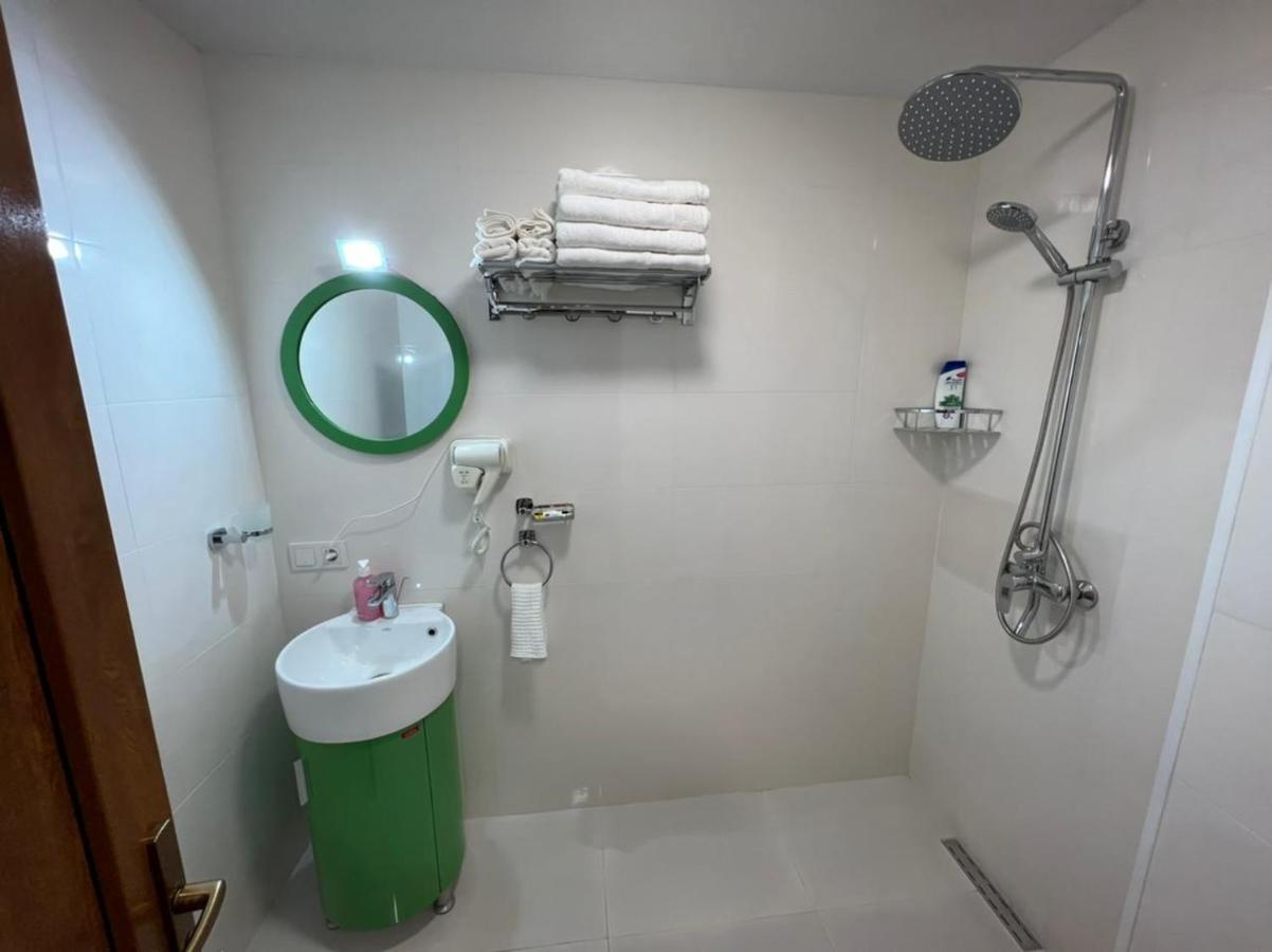 Pekini Street Apartment Tbilisi Exteriör bild
