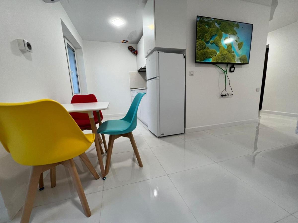 Pekini Street Apartment Tbilisi Exteriör bild